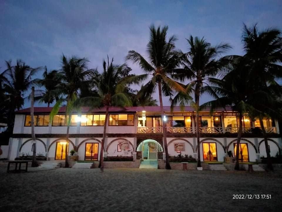 Sunbloom Beachfront Hotel And Restaurant Zambales Sinabacan Exteriér fotografie